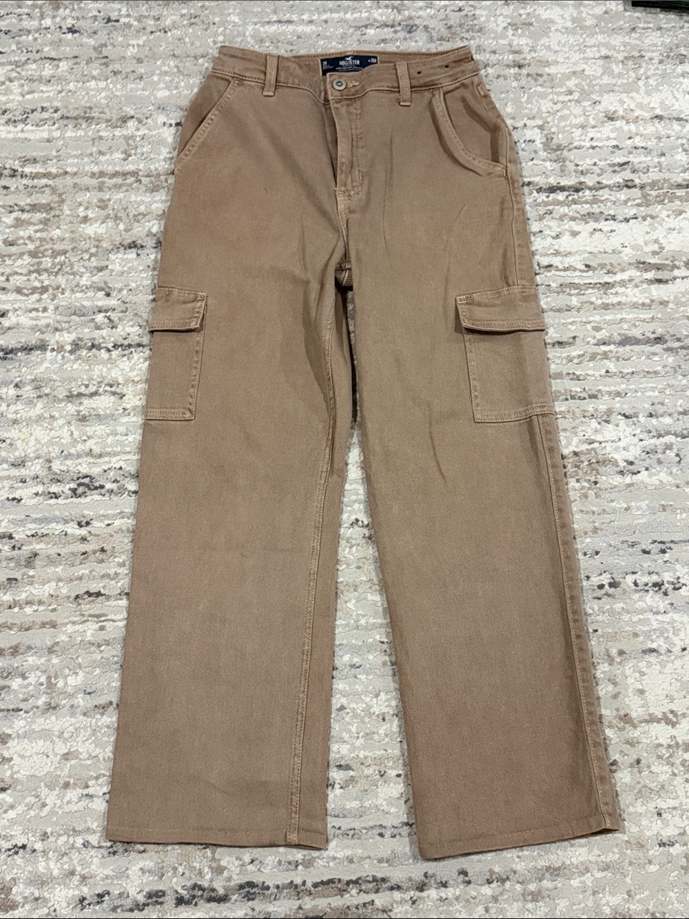 Hollister Brown Women’s Cargo Jeans